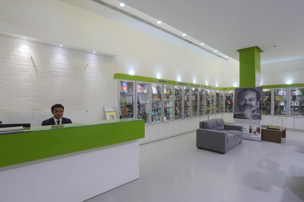 Hotel YMCA International Centre Ahmedabad Esterno foto